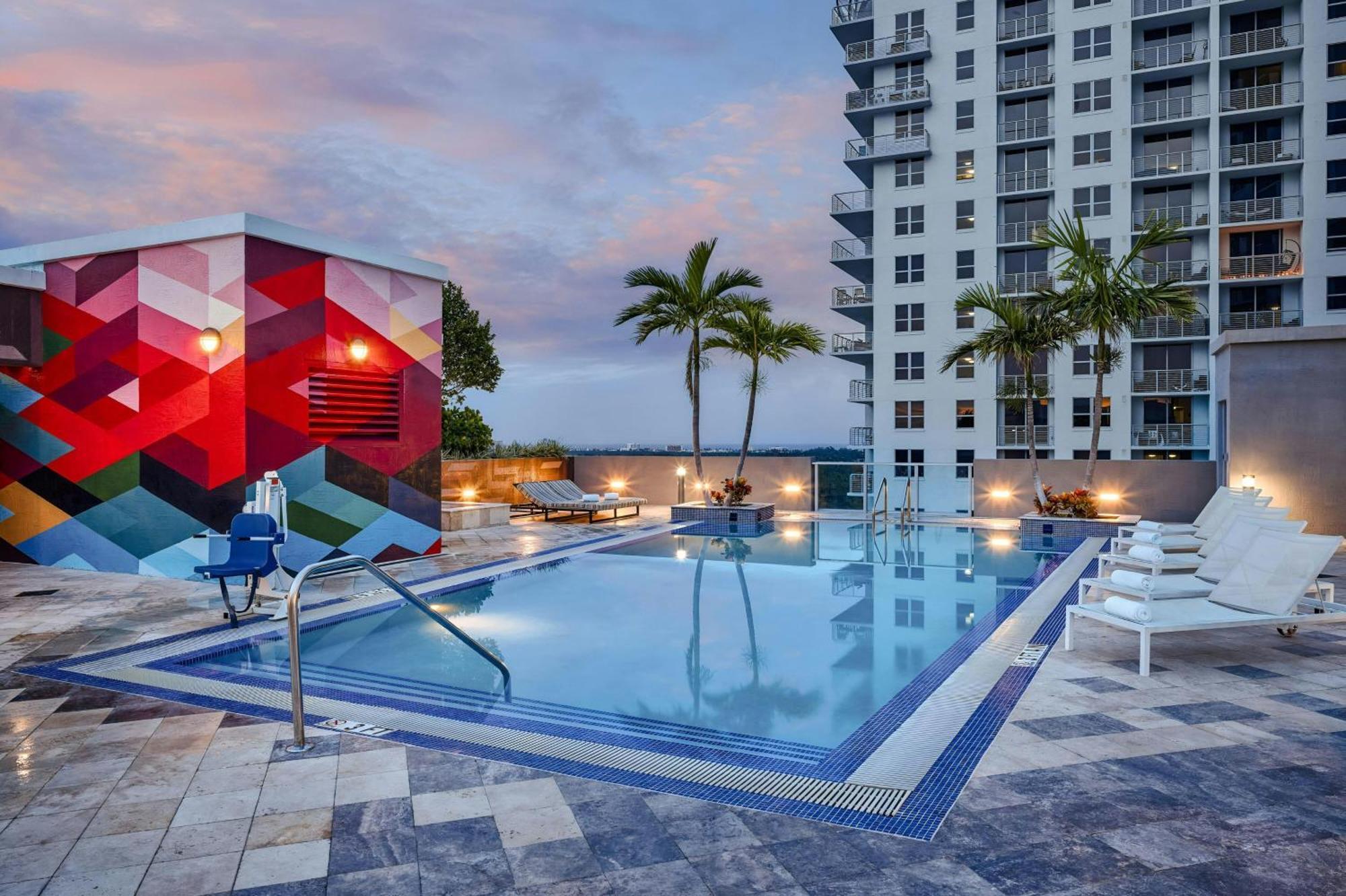 The Circ Hotel Hollywood, Sonder By Marriott Bonvoy Zewnętrze zdjęcie