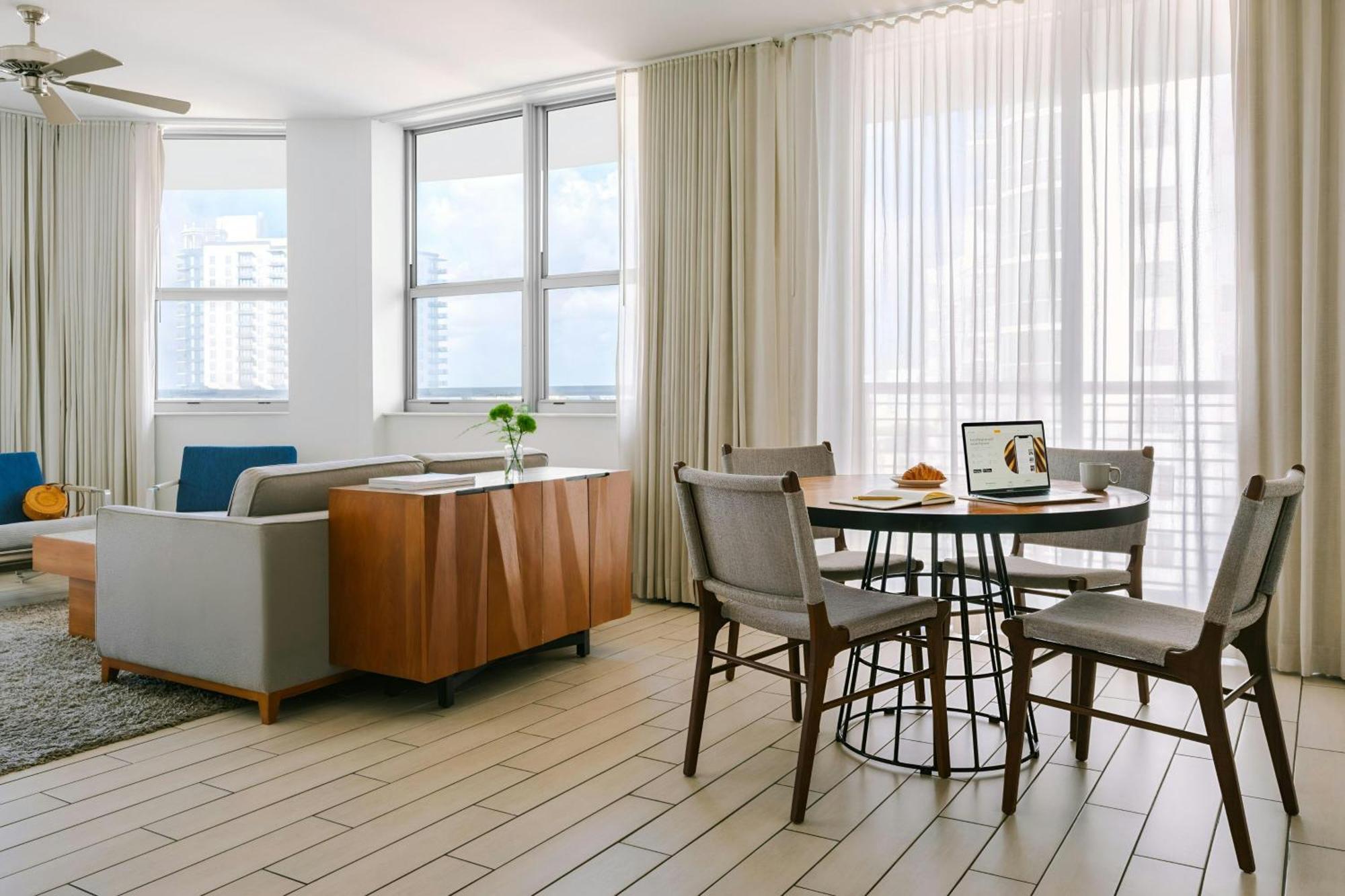The Circ Hotel Hollywood, Sonder By Marriott Bonvoy Zewnętrze zdjęcie